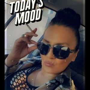 Meet your Posher, Lily